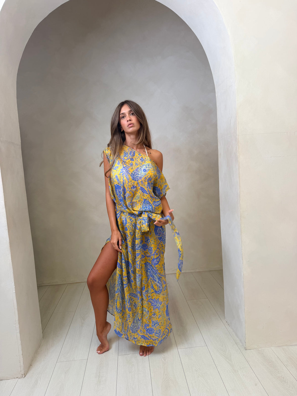 Alora kaftan - Sunshine Blue Paisley