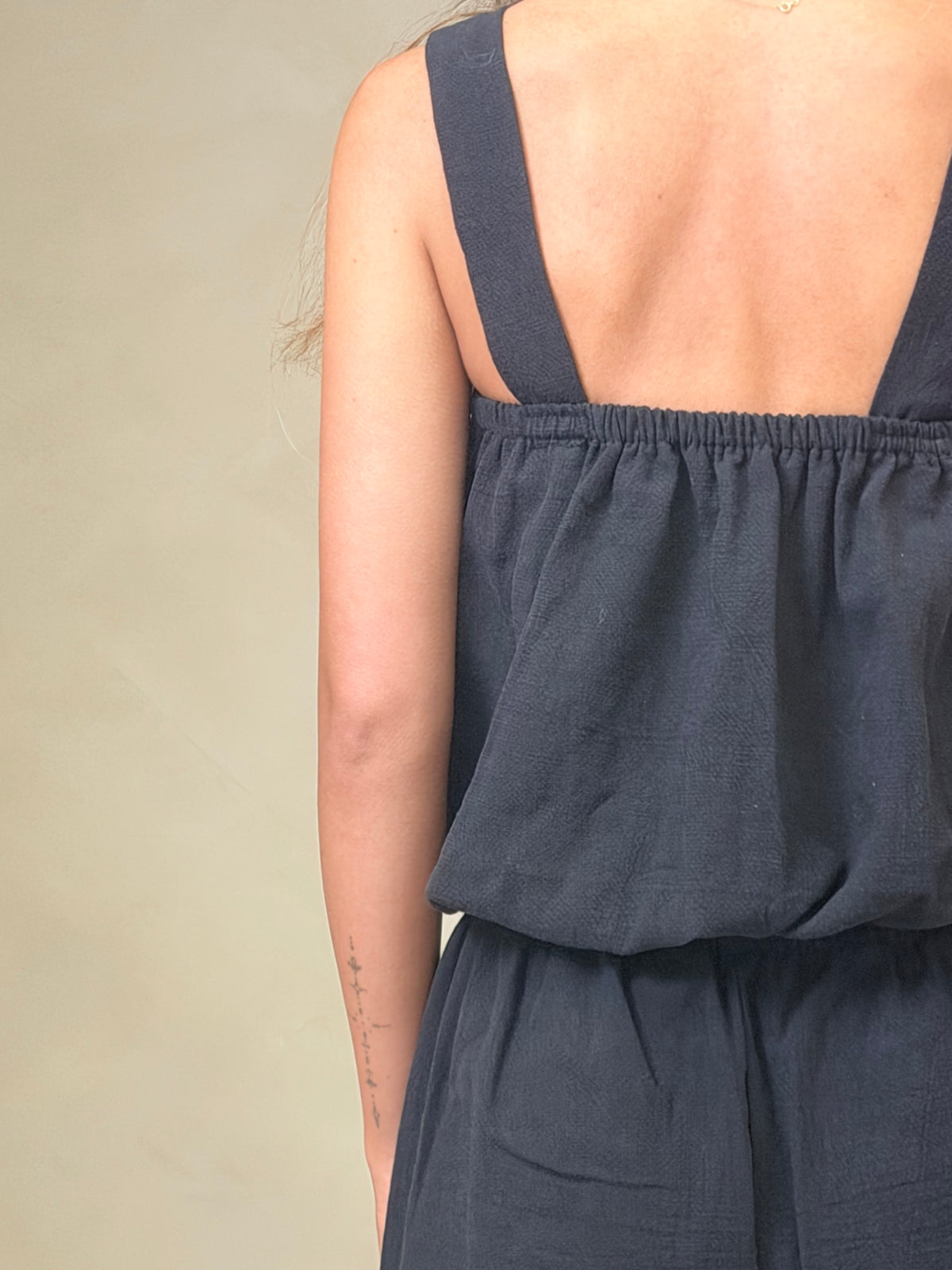 Audrey Bubble Top- Black Linen