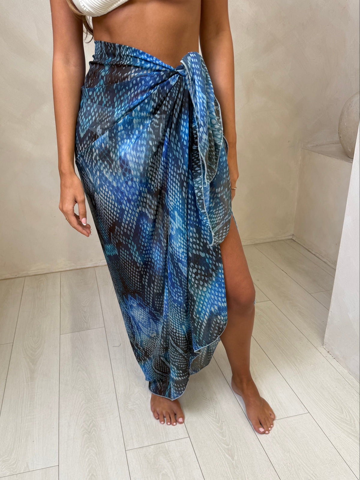Luna Maxi Sarong - Blue Snake